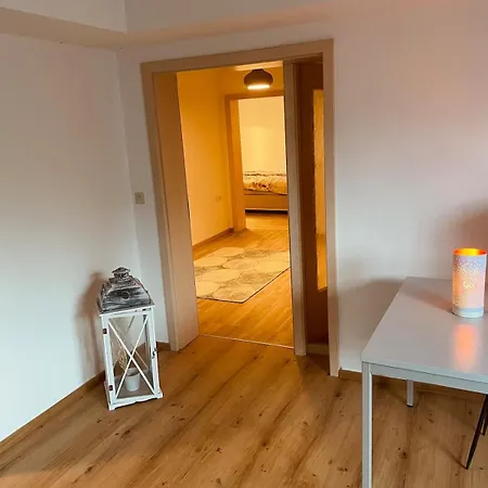 Apartamento Gemuetliche Bis Zu 6 Personen *